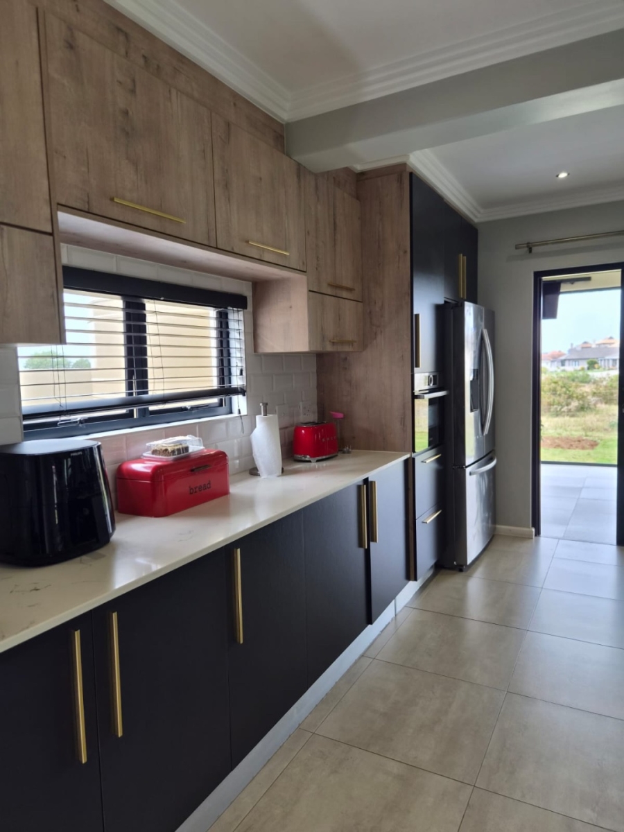 2 Bedroom Property for Sale in Kidds Beach Eastern Cape